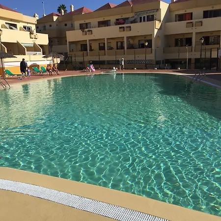 Fanabe Mareverde شقة أذيخي